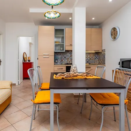 Gp House-giardini Naxos Apartment